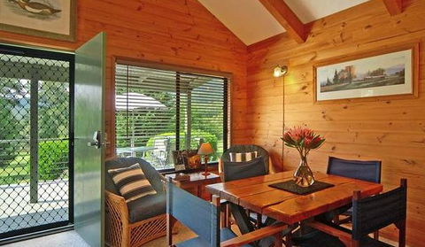 Blue Gums Cottage - Dalby Accommodation 4