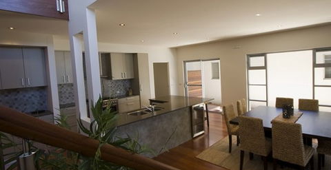 Lochani At The Beach - Dalby Accommodation 1