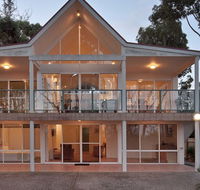 Lochani on the Bay - Dalby Accommodation
