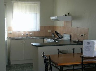 Admirals Lodge - Dalby Accommodation 3