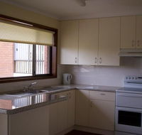 AnchorBell Holiday Apartments - Dalby Accommodation