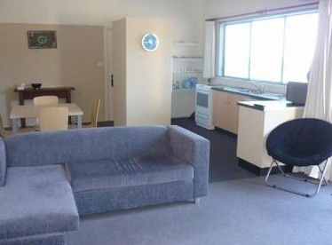 Beachhouse Mollymook - Dalby Accommodation 1