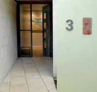 By the Beach B and B Holiday Apartments - Dalby Accommodation