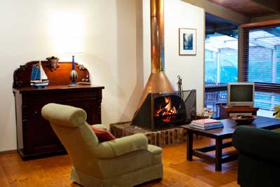 Lyrebird Dell - Dalby Accommodation 1