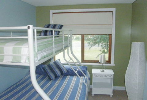 By The Bay - Dalby Accommodation 1