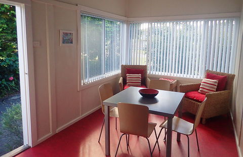 Bayswater Beach House - Dalby Accommodation 1