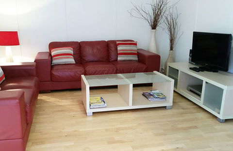 Bayswater Beach House - Dalby Accommodation 10