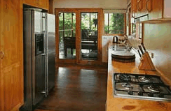 Mavis's Kitchen And Cabins - Dalby Accommodation 3
