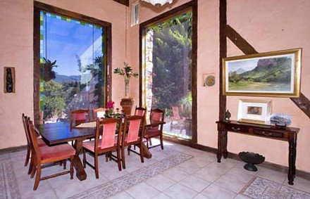 Castle On The Hill Bed And Breakfast - Dalby Accommodation 0