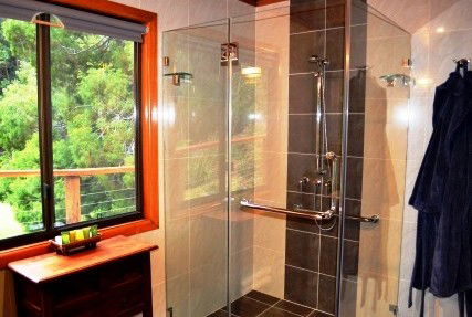 A Waterfall Hideout-Rainforest Cabin For Couples - Dalby Accommodation 0