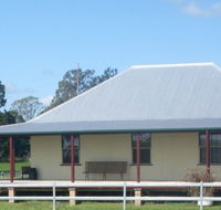 McLennans Lane River Retreat - Dalby Accommodation