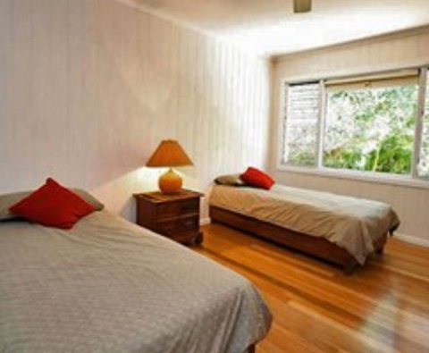 111 Beachfront - Dalby Accommodation 3