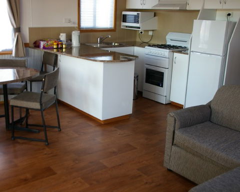 Broken Hill Tourist Park - Dalby Accommodation 1