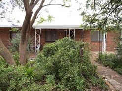 Capon Cottage - Dalby Accommodation 0
