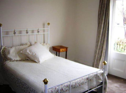 Cooma Cottage - Accommodation - Dalby Accommodation 1