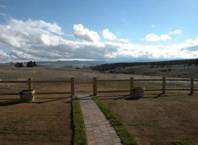 Lachney Cottage - Dalby Accommodation 1