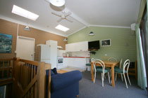 Alpha Centauri - Dalby Accommodation 2