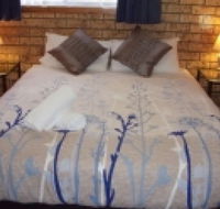 Aviemore 4 - Dalby Accommodation