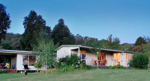 Queens Cottage - Dalby Accommodation 0