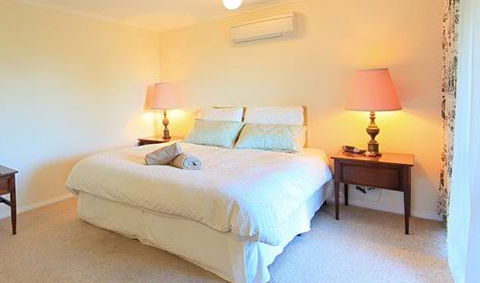 Queens Cottage - Dalby Accommodation 4