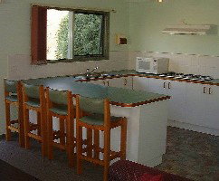 Khancoban Rose Holiday Units - Dalby Accommodation 2