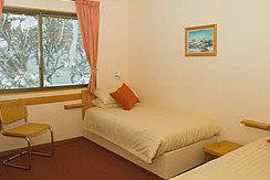 Eiger Chalet - Dalby Accommodation 2