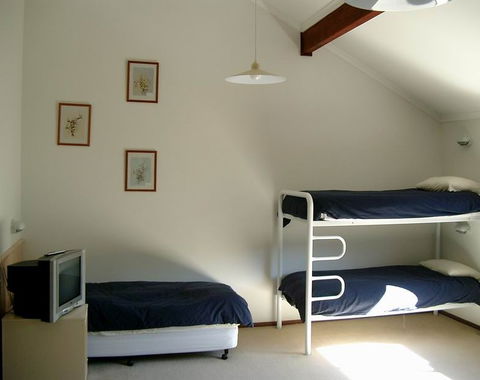 Winterhaus Lodge - Dalby Accommodation 1