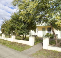 Tumut Apartments - Dalby Accommodation