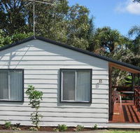 Beach House Fingal Bay - Dalby Accommodation