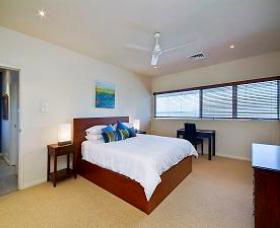 Crows Nest - Nelson Bay - Dalby Accommodation 1