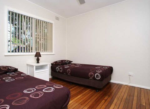 28 Rigney Street - Dalby Accommodation 4