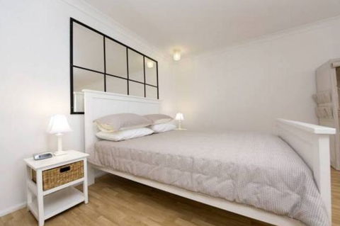 A Beach House On Sunset - Dalby Accommodation 3