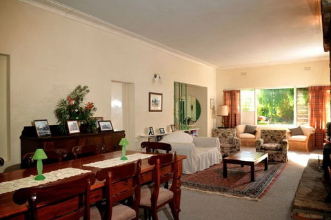 Oakleigh Rural Retreat - Dalby Accommodation 1