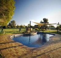 Howlong Country Golf Club  Motel - Dalby Accommodation