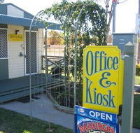 Junee Tourist Park - Dalby Accommodation