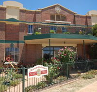 The Rio Holiday Apartments and Theatre - Dalby Accommodation