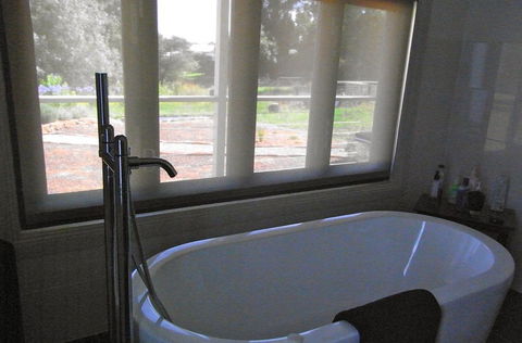 Allawah - Old Methodist Church - Dalby Accommodation 5