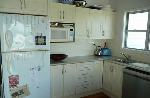 92 Surfs Edge - Dalby Accommodation 2