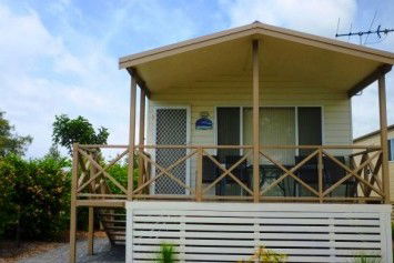 Belmont Pines Lakeside Holiday Park - Dalby Accommodation 0