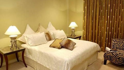 Blue Mountains Rhapsody - Dalby Accommodation 0