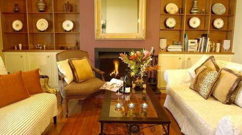 Blue Mountains Rhapsody - Dalby Accommodation 1
