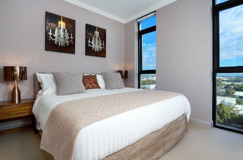 Australia Towers 19.06 - Dalby Accommodation 3