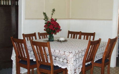 Cass Cottage Kandos - Dalby Accommodation 4