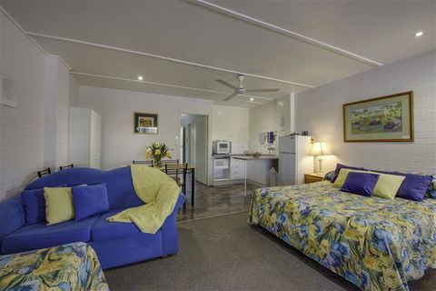 Hi-Way Units Motel - Dalby Accommodation 0