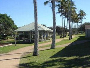 Koola Beach Apartments Bargara - Dalby Accommodation 3