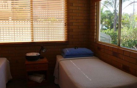 Shoreline Apartments Woodgate Beach - Dalby Accommodation 2