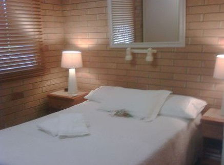 Shoreline Apartments Woodgate Beach - Dalby Accommodation 5