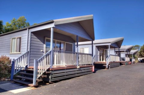 Lake Maraboon Holiday Village - Dalby Accommodation 1