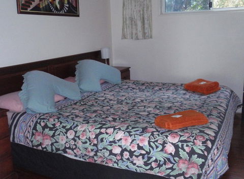Beachfront Zilzie Holiday Home And Cottage - Dalby Accommodation 0