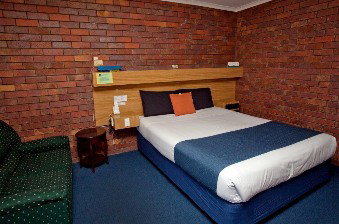 Blue Shades Motel - Dalby Accommodation 2